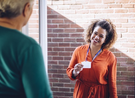 Social worker at client